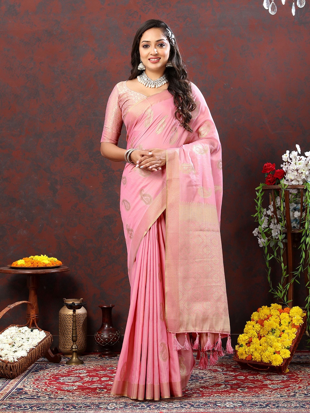 

Chandbaali Woven Design Zari Banarasi Saree, Pink