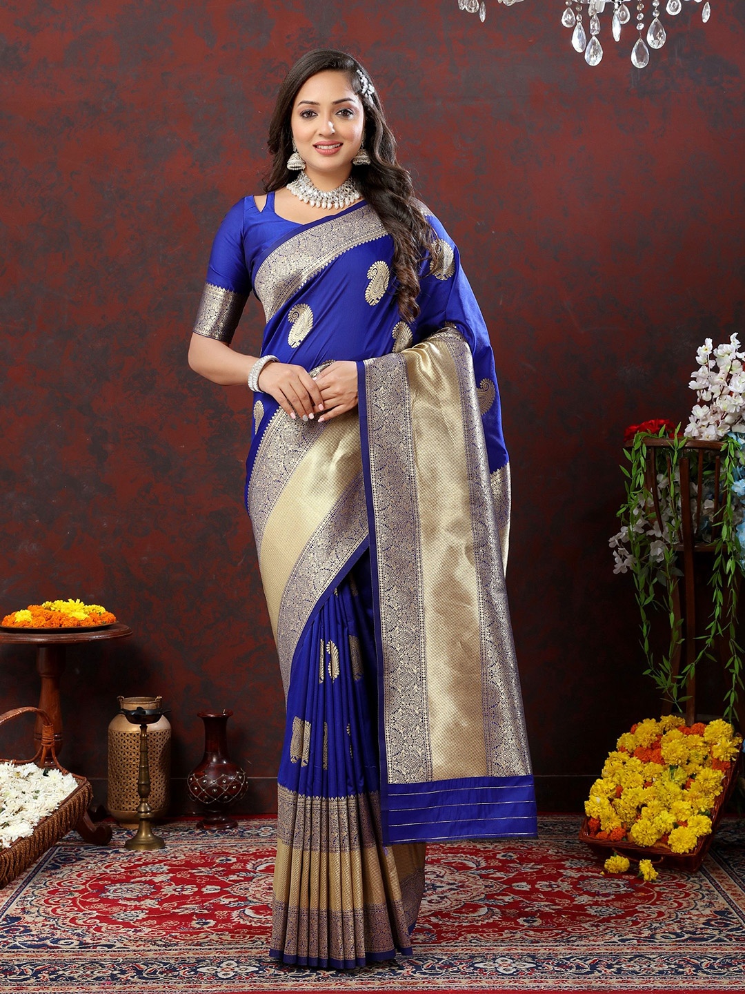 

Chandbaali Woven Design Paisley Zari Banarasi Saree, Blue