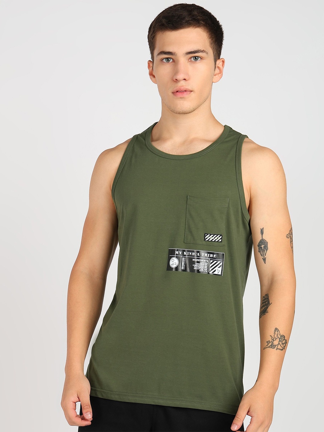 

Metronaut Men Typography Printed Round Neck Applique T-shirt, Olive