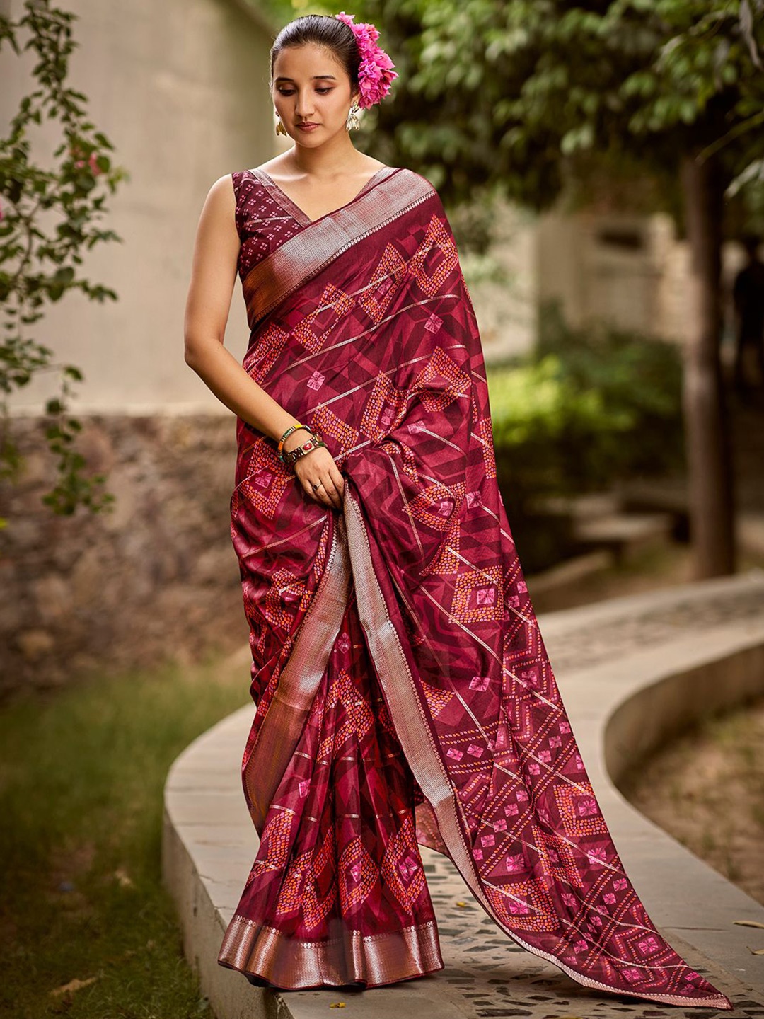 

SANSKAR Floral Zari Silk Cotton Saree, Pink