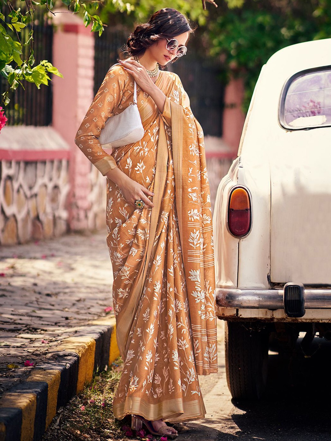 

SANSKAR Floral Zari Silk Cotton Saree, Beige