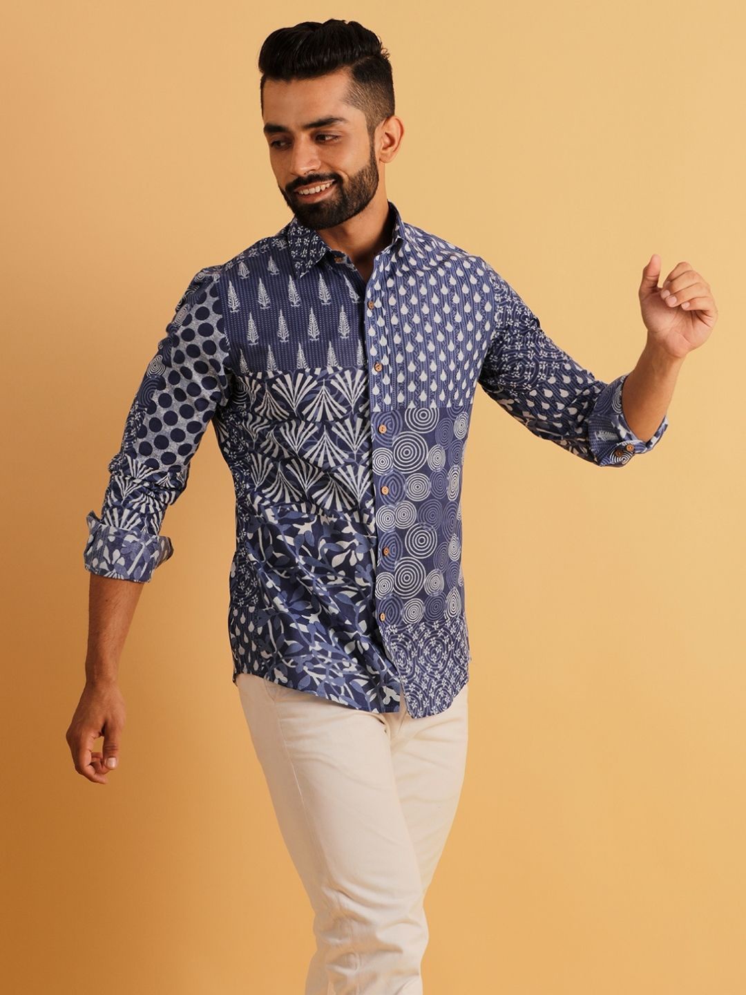 

Lightpole Men Conversational Printed Spread Collar Casual Shirt, Blue