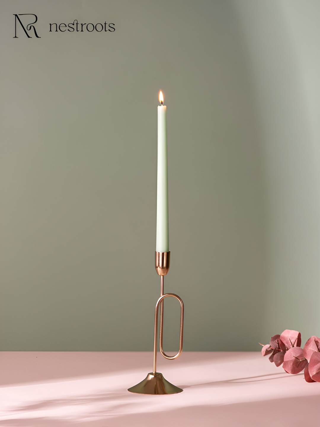 

nestroots Gold-Toned Candle Holder