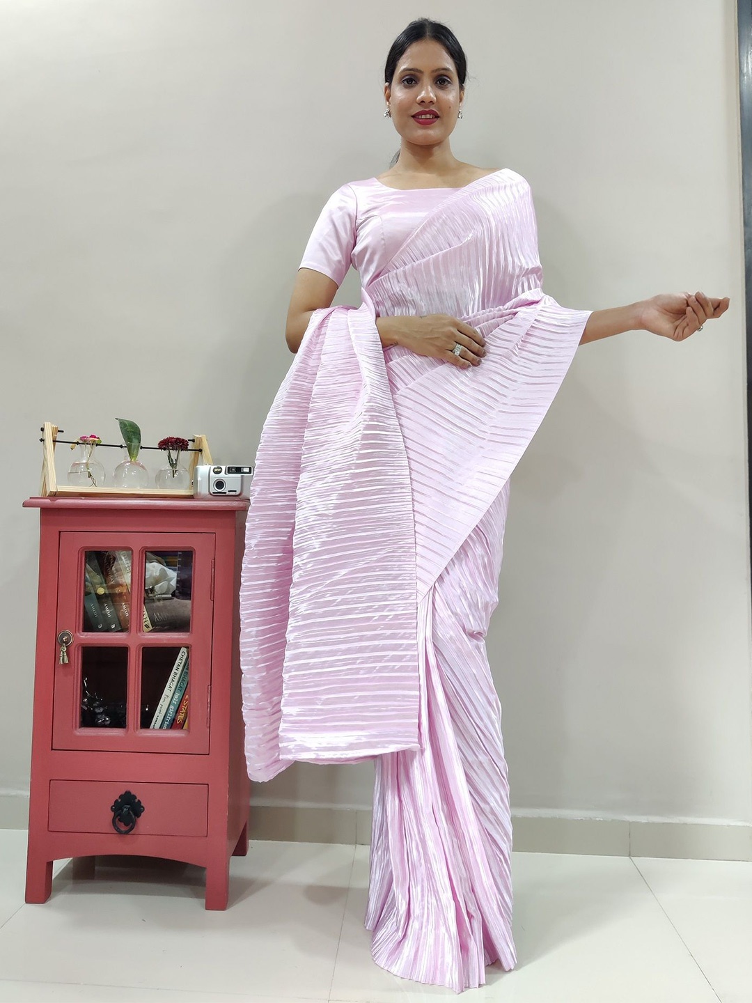 

TEEYA CREATION Satin Saree, Pink