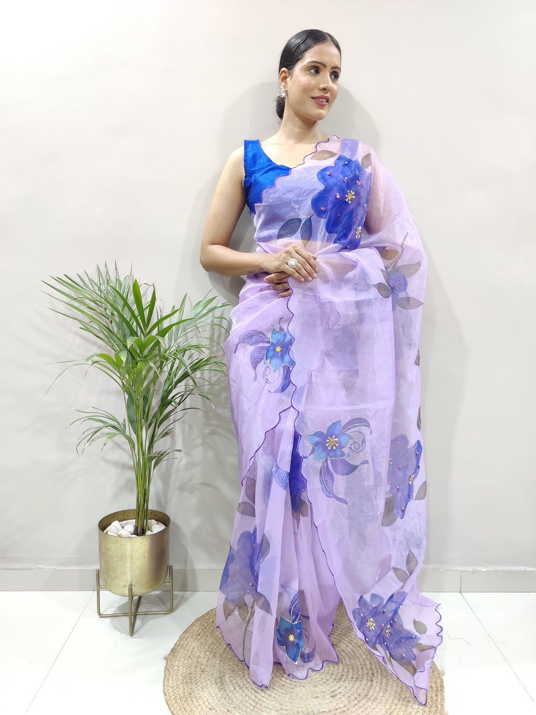 

TEEYA CREATION Floral Beads and Stones Organza Saree, Purple