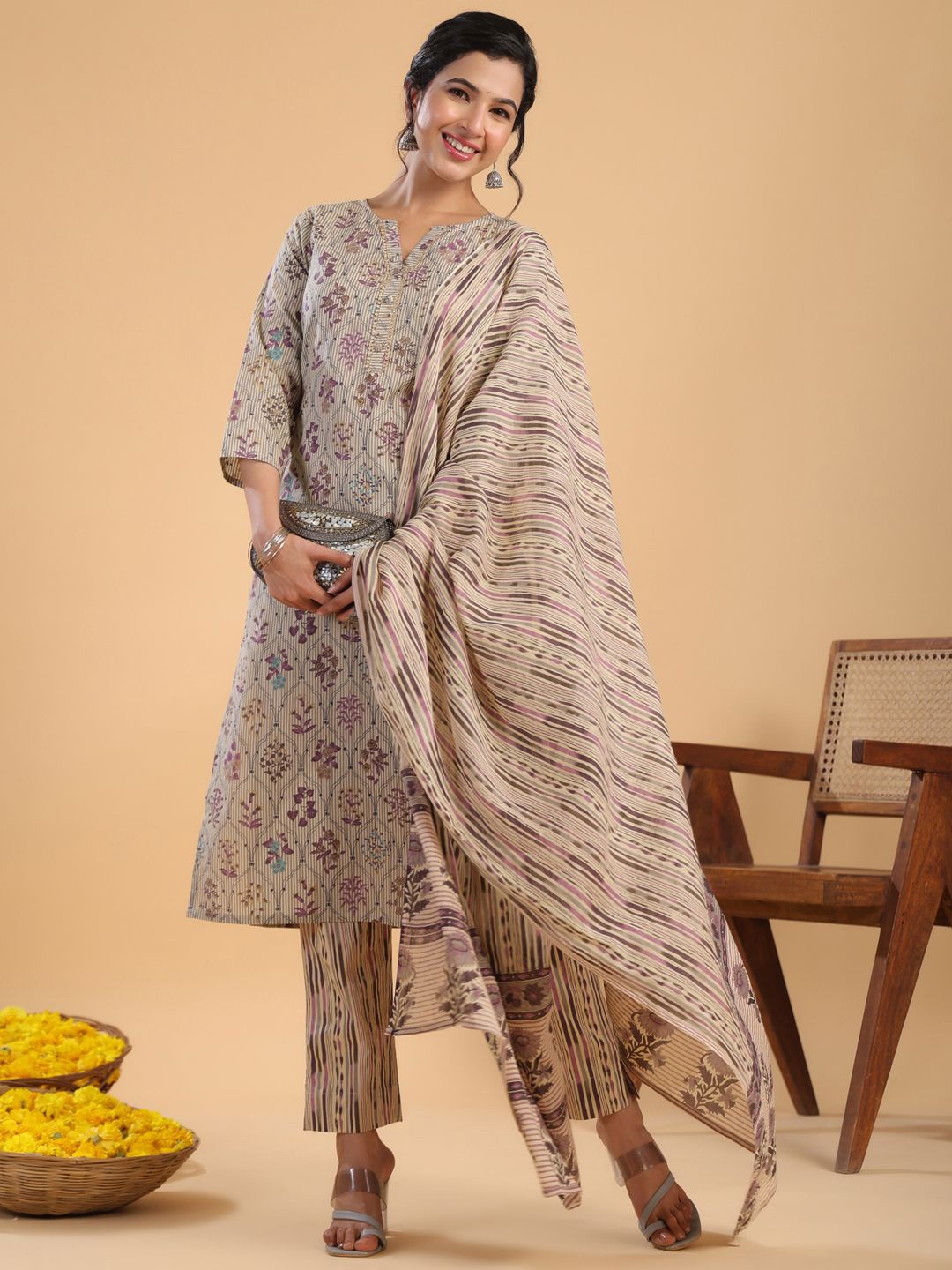 

Janasya Cream Floral Printed Straight Pure Cotton Kurta With Trousers & Dupatta