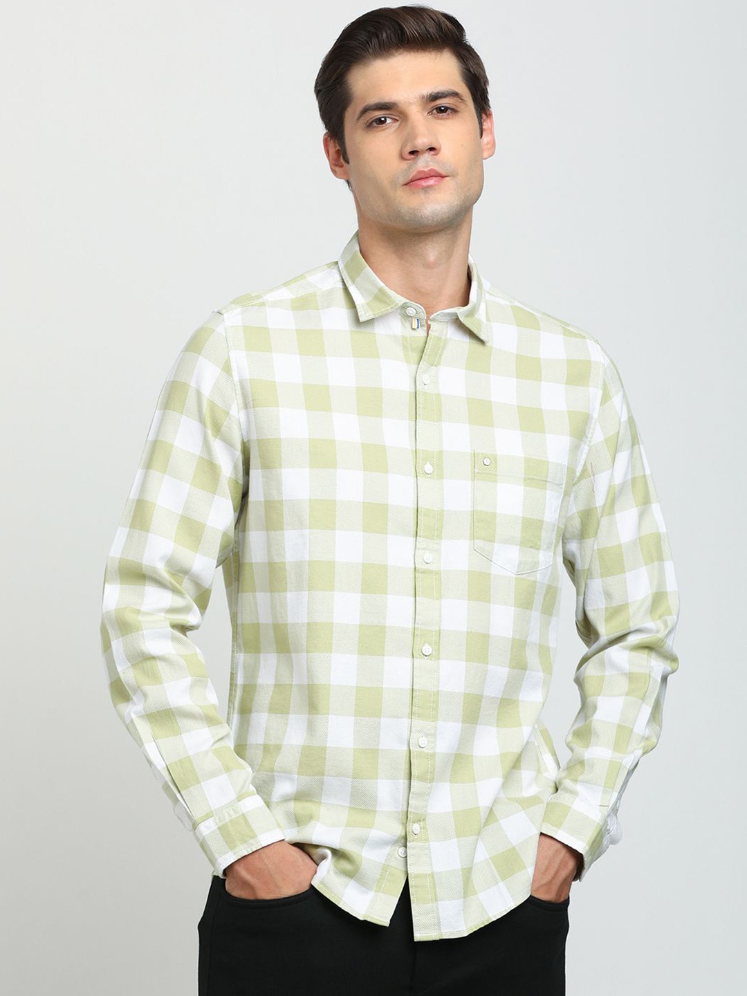 

Turtle Men Gingham Checked Spread Collar Pure Cotton Casual Shirt, Green