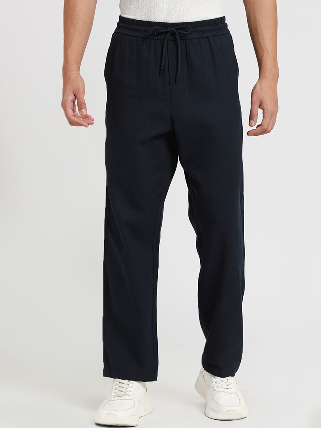 

Banana Club Men Relaxed Trousers, Blue