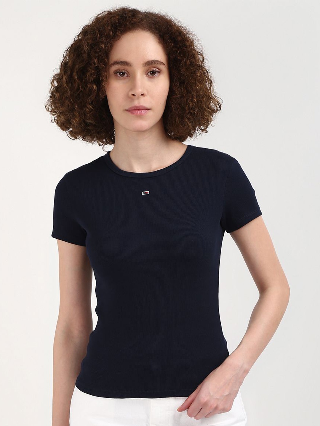 

Tommy Hilfiger Women Solid Round Neck T-shirt, Blue