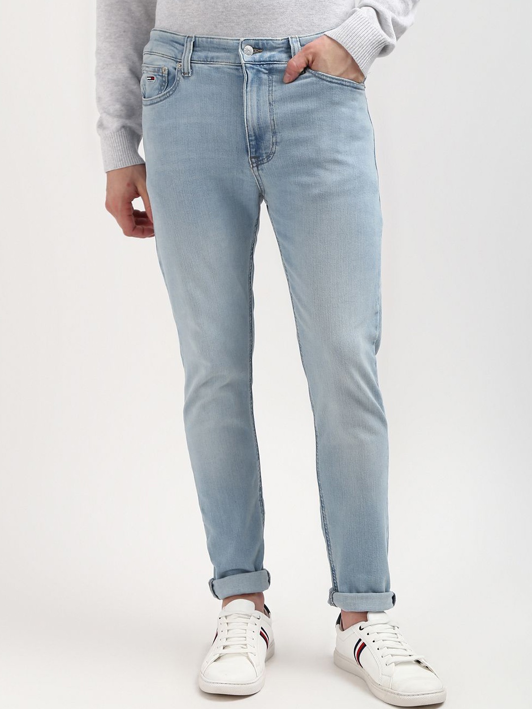 

Tommy Hilfiger Men Skinny Fit Clean Look Heavy Fade Stretchable Cotton Jeans, Blue