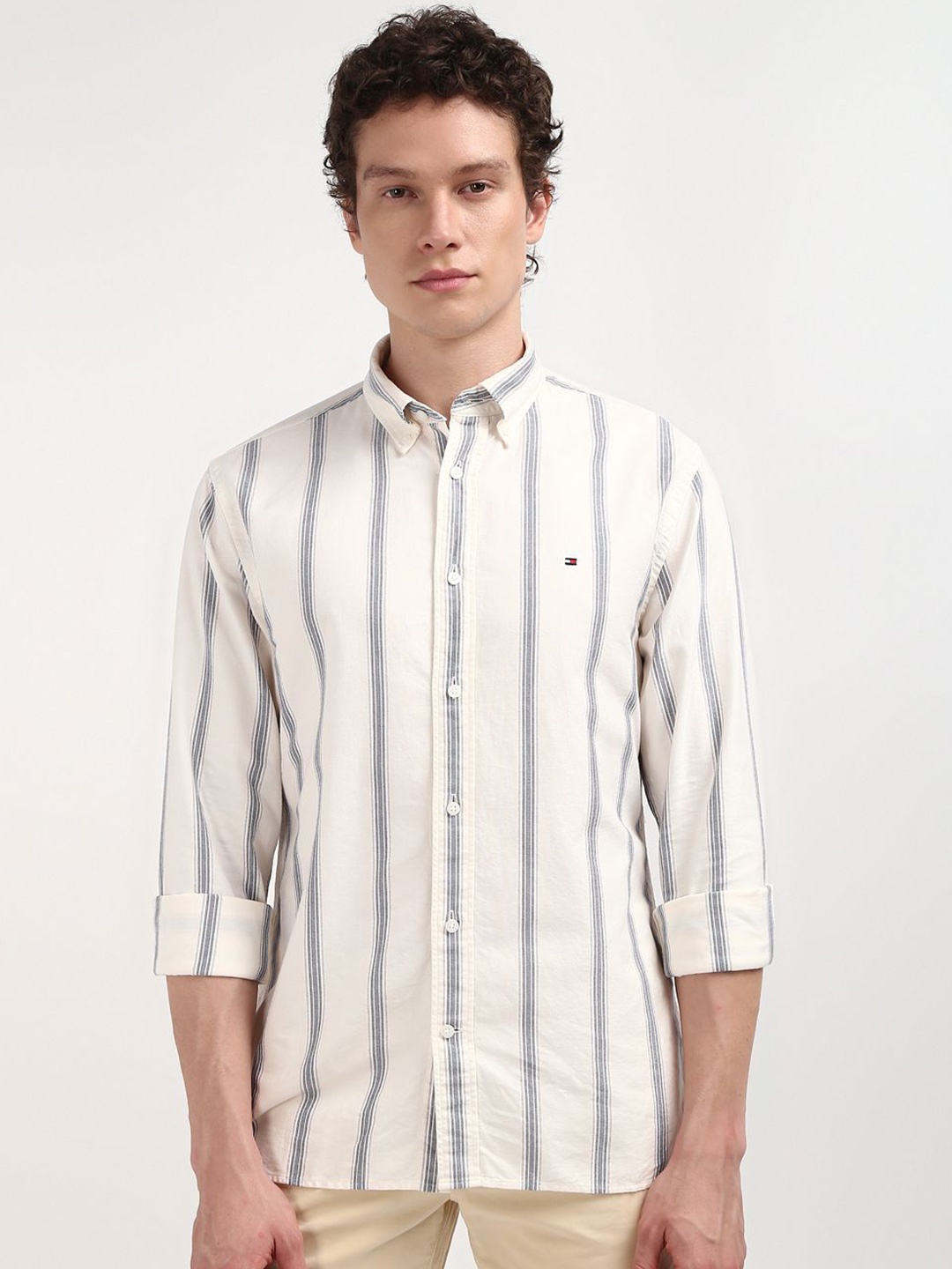 

Tommy Hilfiger Men Striped Button-Down Collar Casual Shirt, White