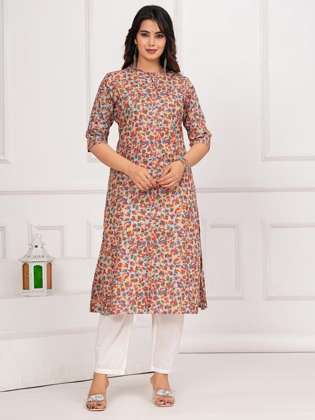 FCV Women Floral Printed Mandarin Collar Straight Kurta, Red