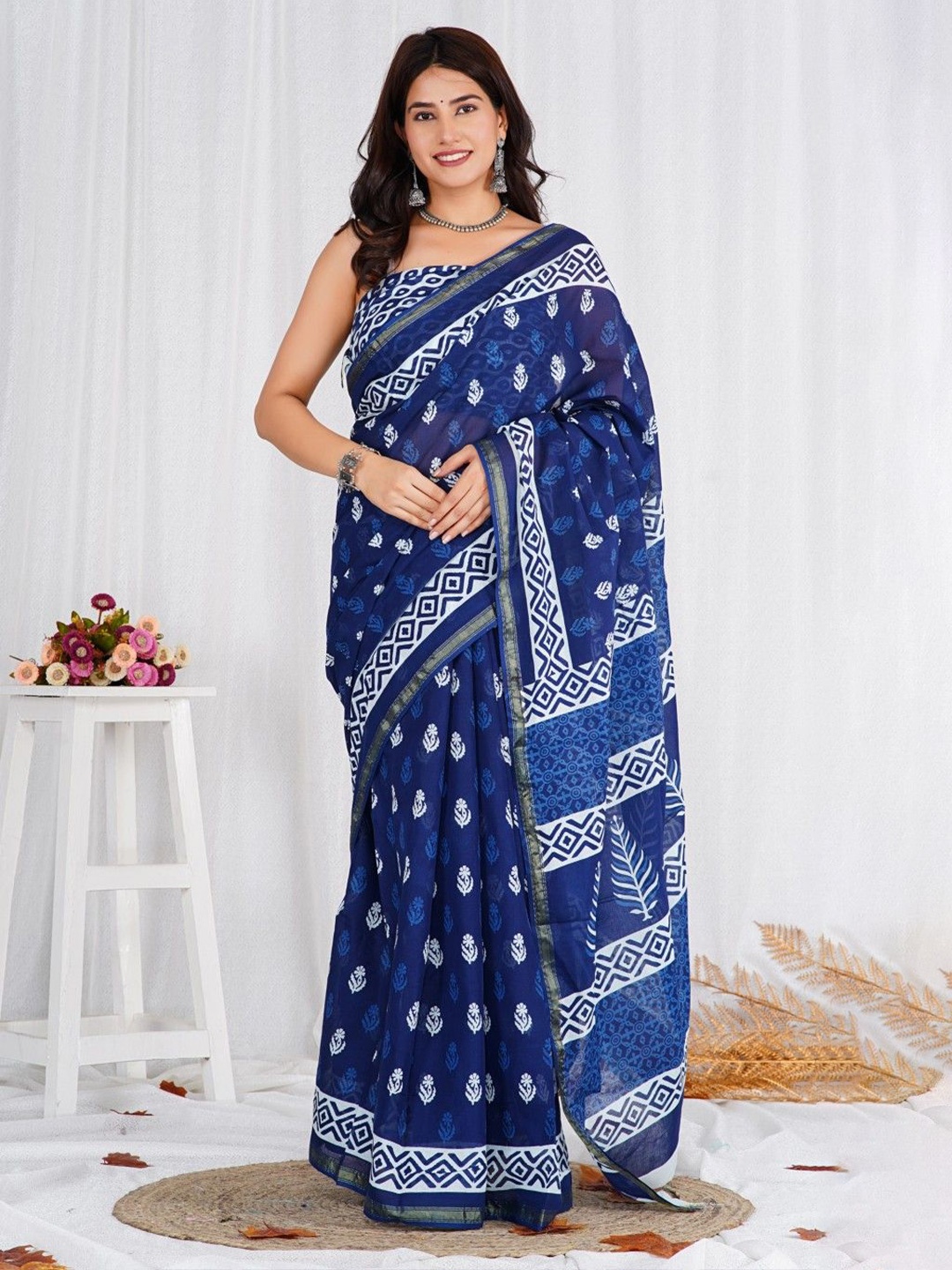 

Shivanya Handicrafts Ethnic Motif Zari Pure Cotton Block Print Saree, Navy blue