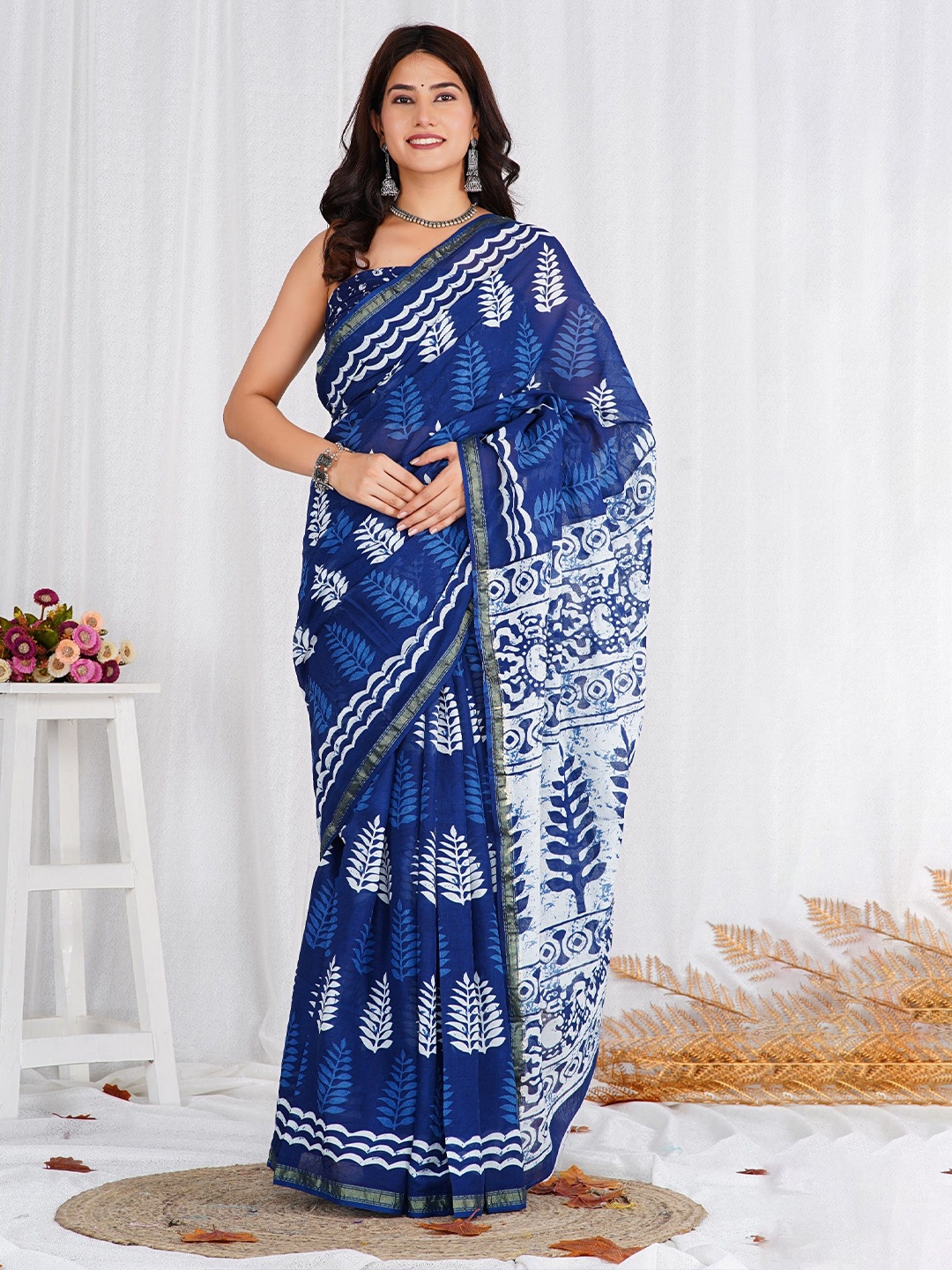 

Shivanya Handicrafts Ethnic Motifs Zari Pure Cotton Block Print Saree, Blue