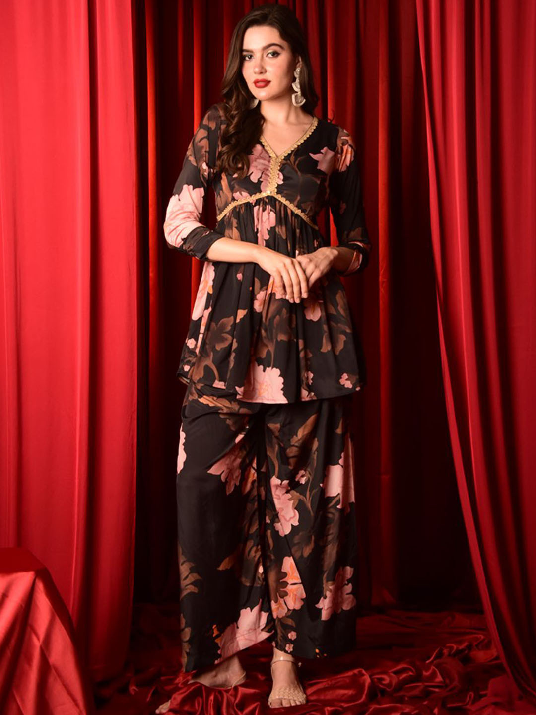 

Laalzari Floral Printed V-Neck Gotta Patti Detailed Empire Tunic With Palazzos, Brown