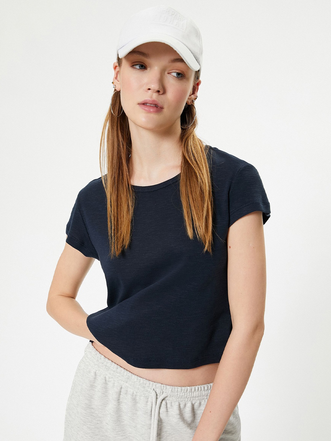 

Koton Women Round Neck Solid Pure Cotton T-shirt, Navy blue