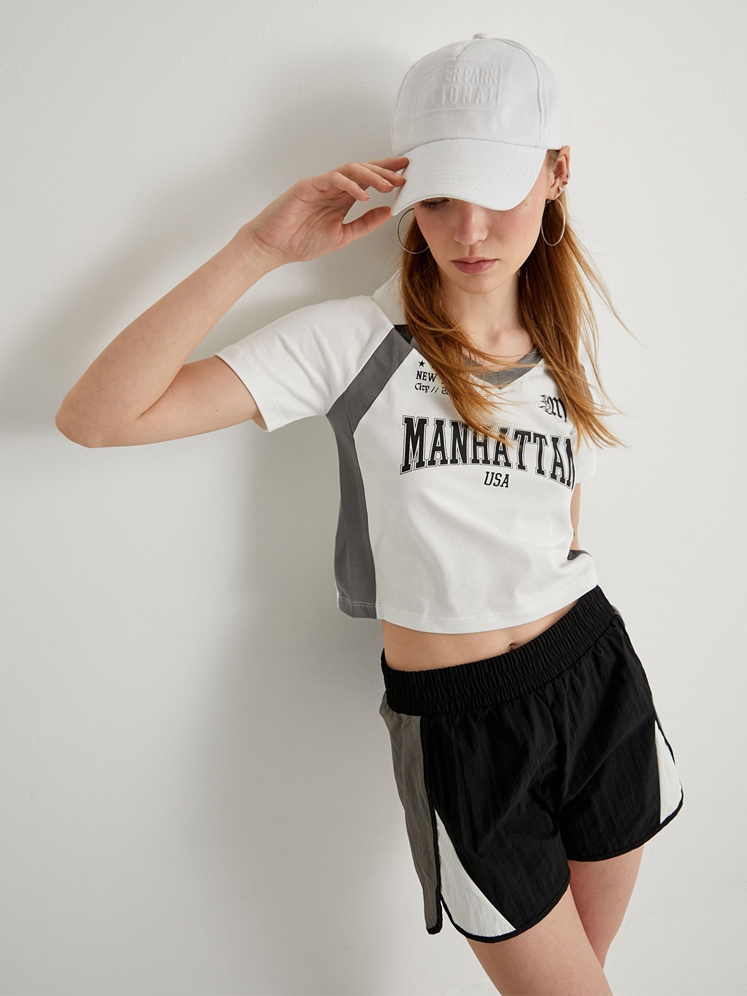 

Koton Women Typography Printed Polo Collar Slim Fit T-shirt, White