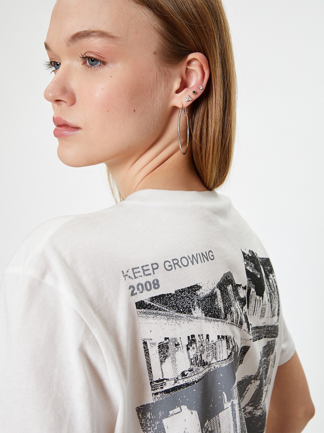 

Koton Women Graphic Printed Round Neck T-shirt, White