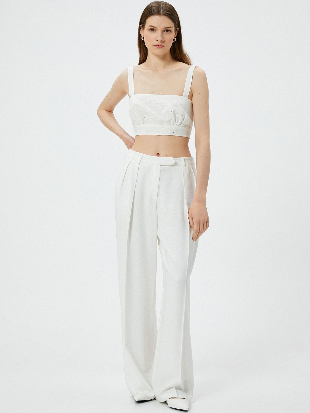 

Koton Embroidered Floral Shoulder Straps Smocking Crop Top, White