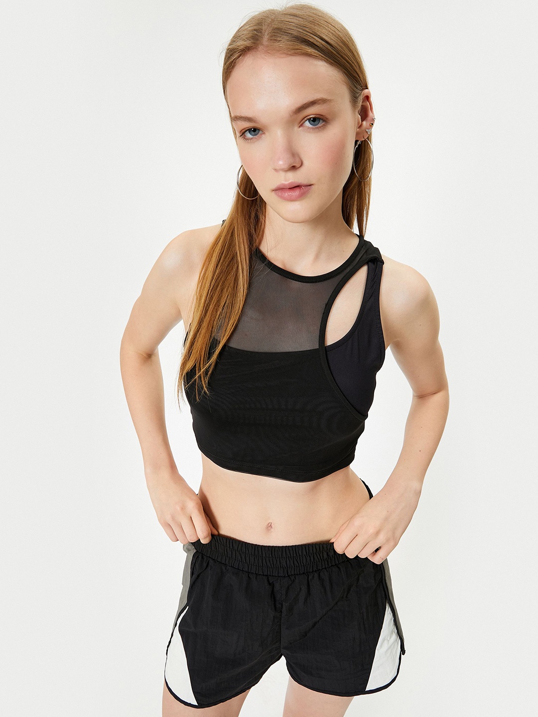 

Koton Solid Round Neck Sleeveless Crop Top, Black