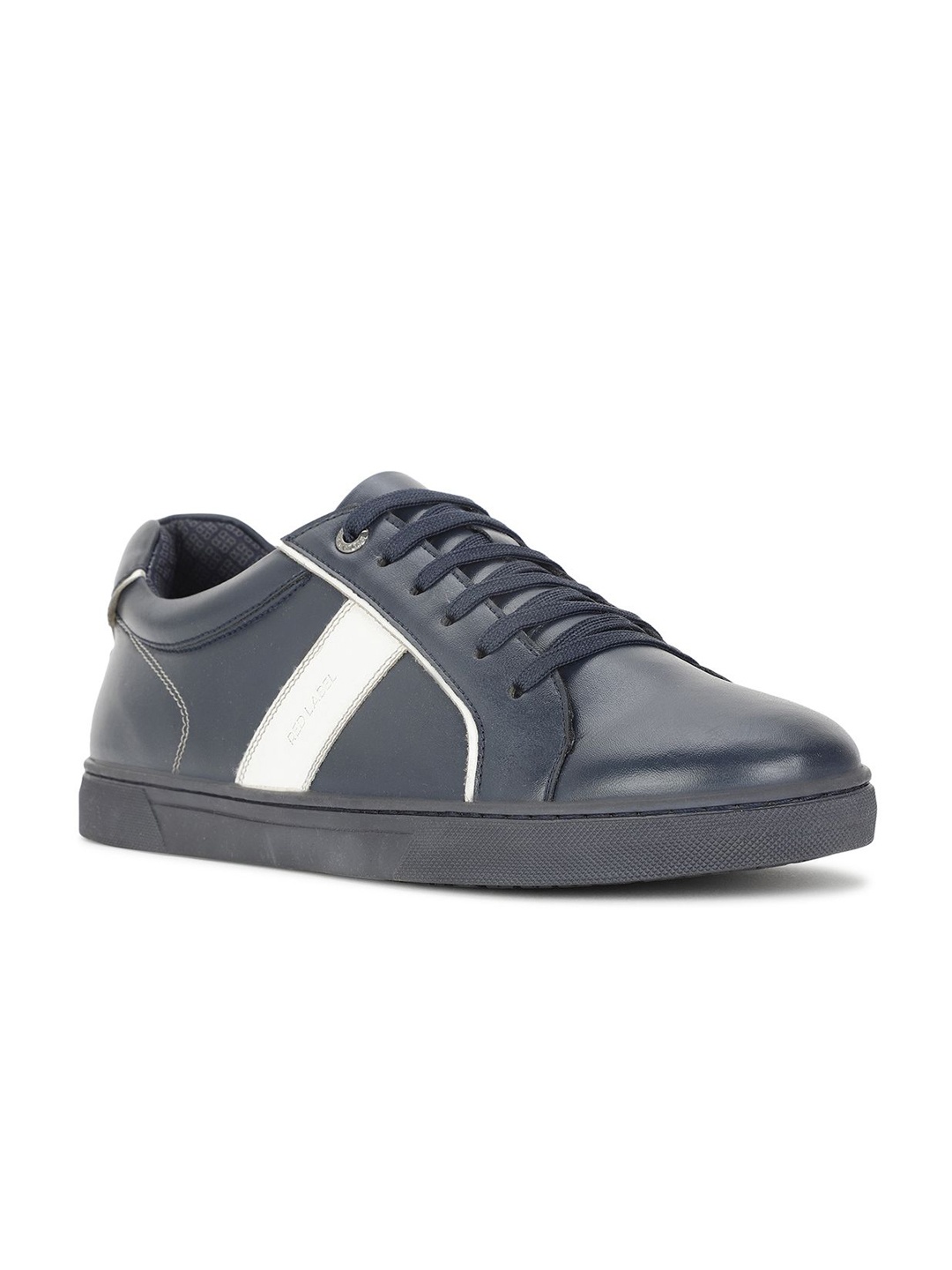

Bata Red Label Men Colourblocked Round Toe Lace-Ups Sneakers, Navy blue
