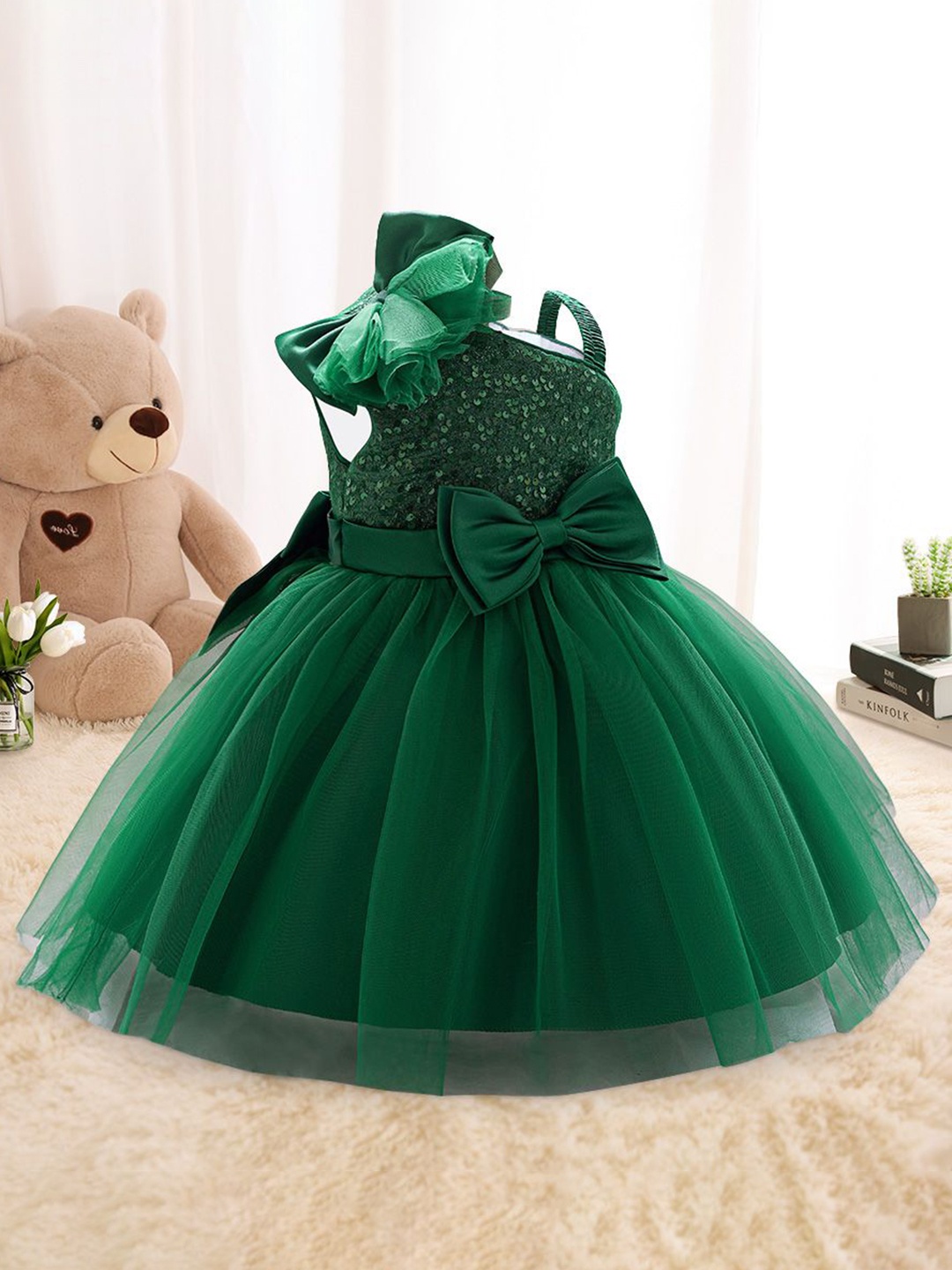 

StyleCast x Revolte Mermaid Sequin Fit & Flare Dress, Green
