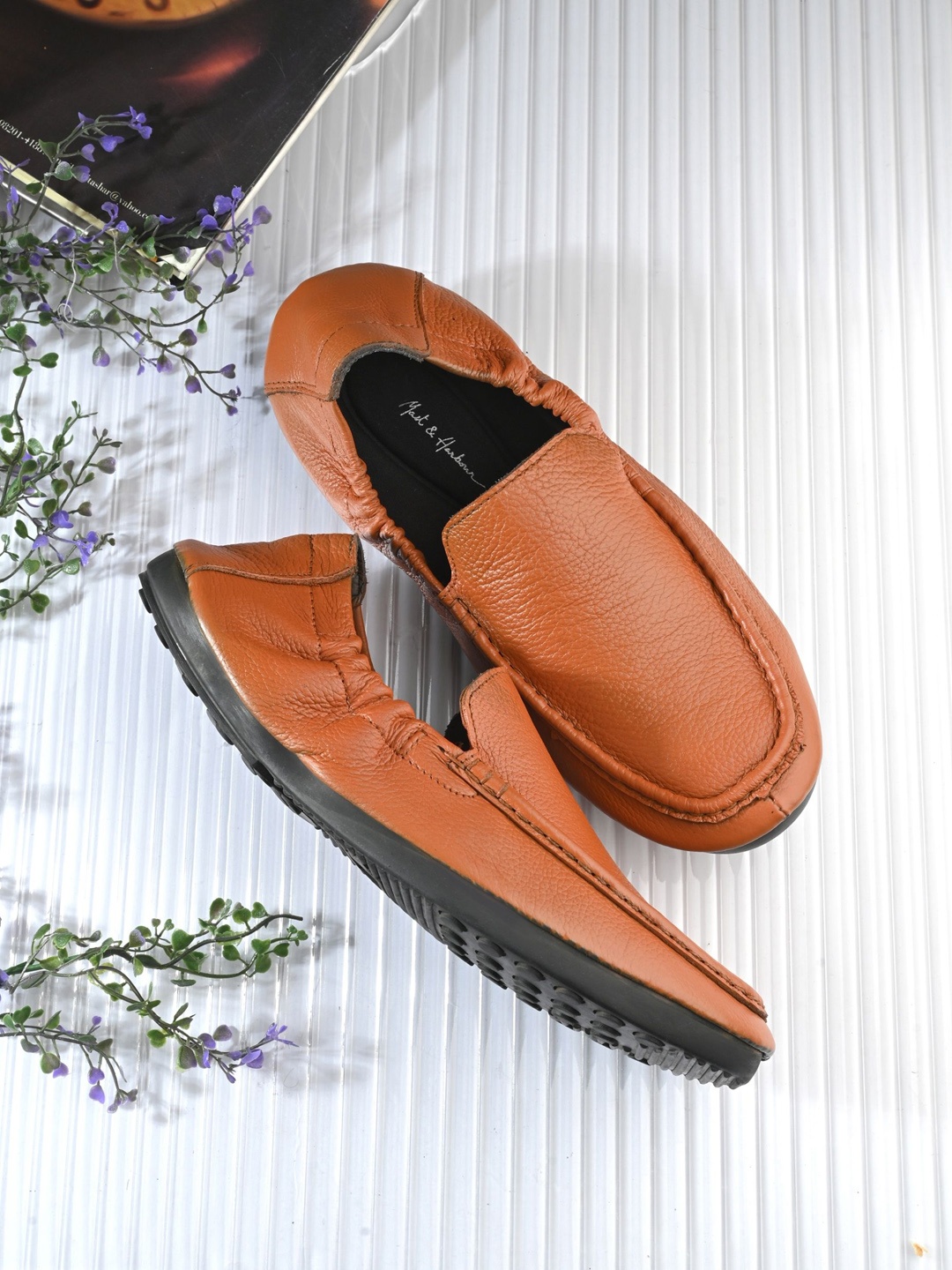 

Mast & Harbour Men Textured Leather Slip-On Sneakers, Tan