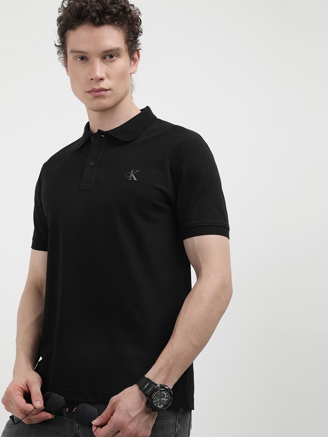 

Calvin Klein Men Mandarin Collar Pockets T-shirt, Black