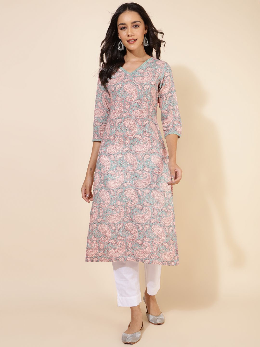

Janasya Women Floral Printed Mirror Work Kurta, Green