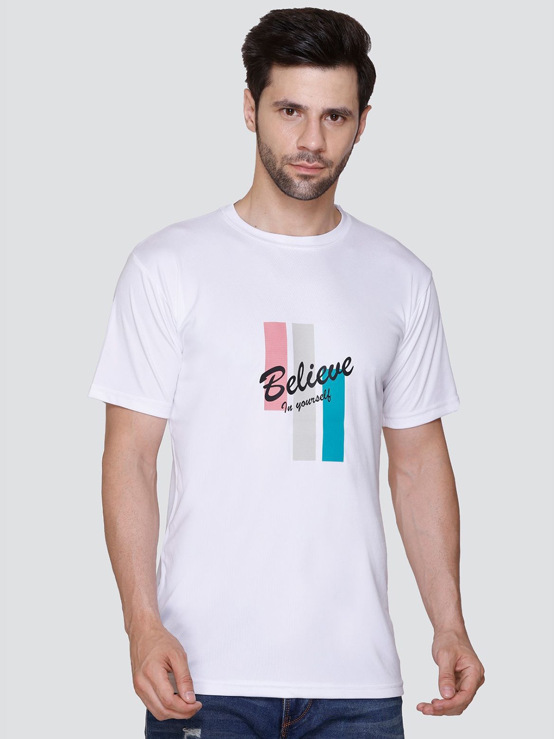 

ZEFFIT Men Typography Printed Applique T-shirt, White