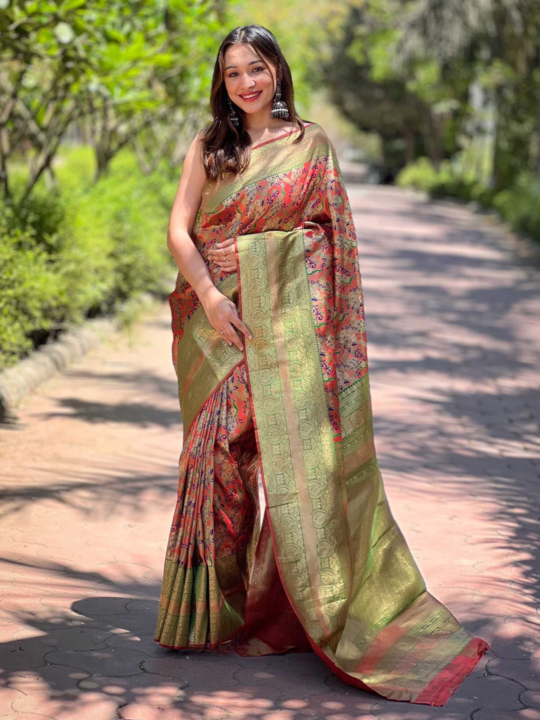 

Mitera Woven Design Zari Silk Blend Banarasi Saree, Green