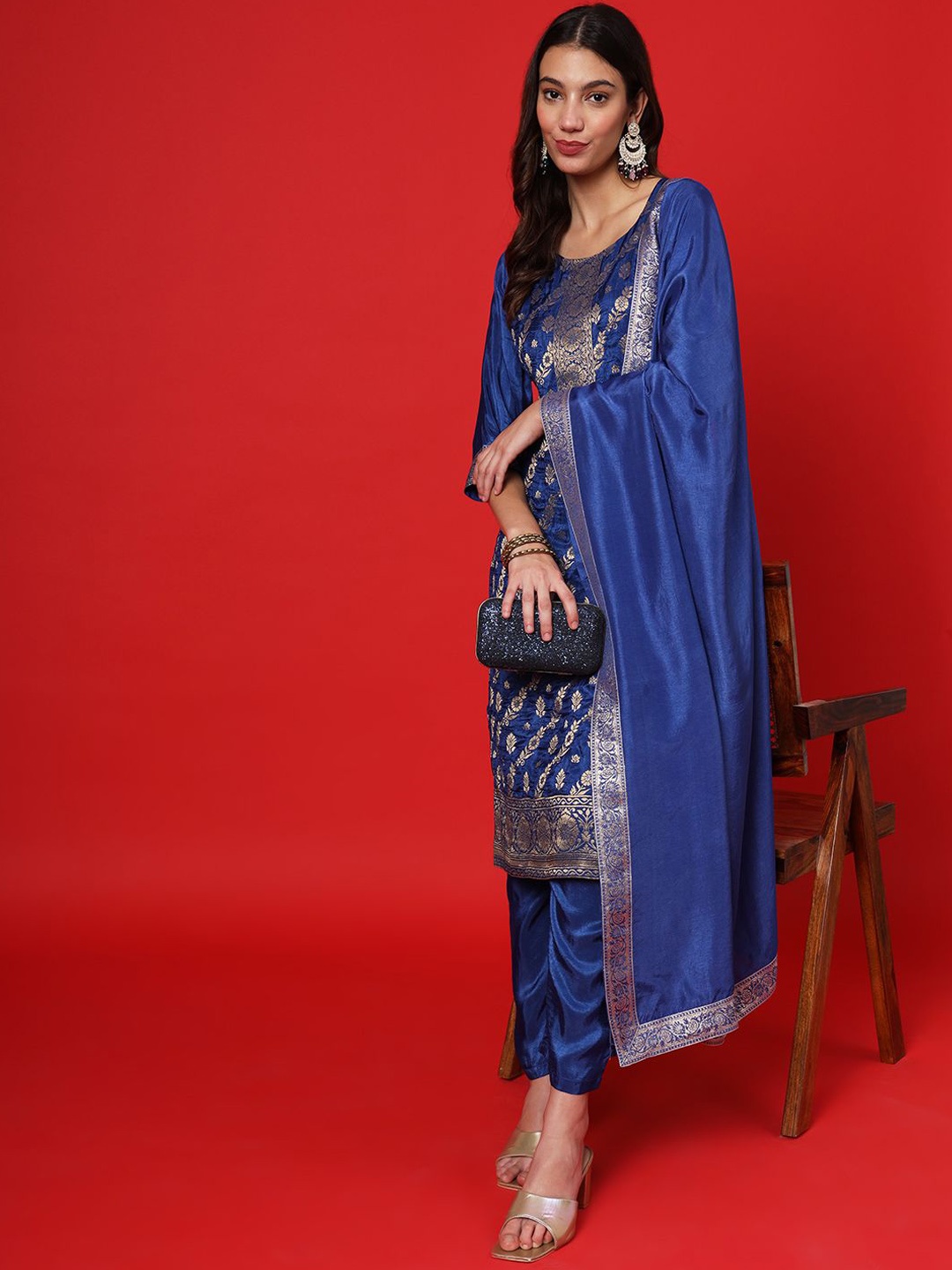 

FABDYOR Women Ethnic Motifs Regular Kurta with Trousers & With Dupatta, Blue