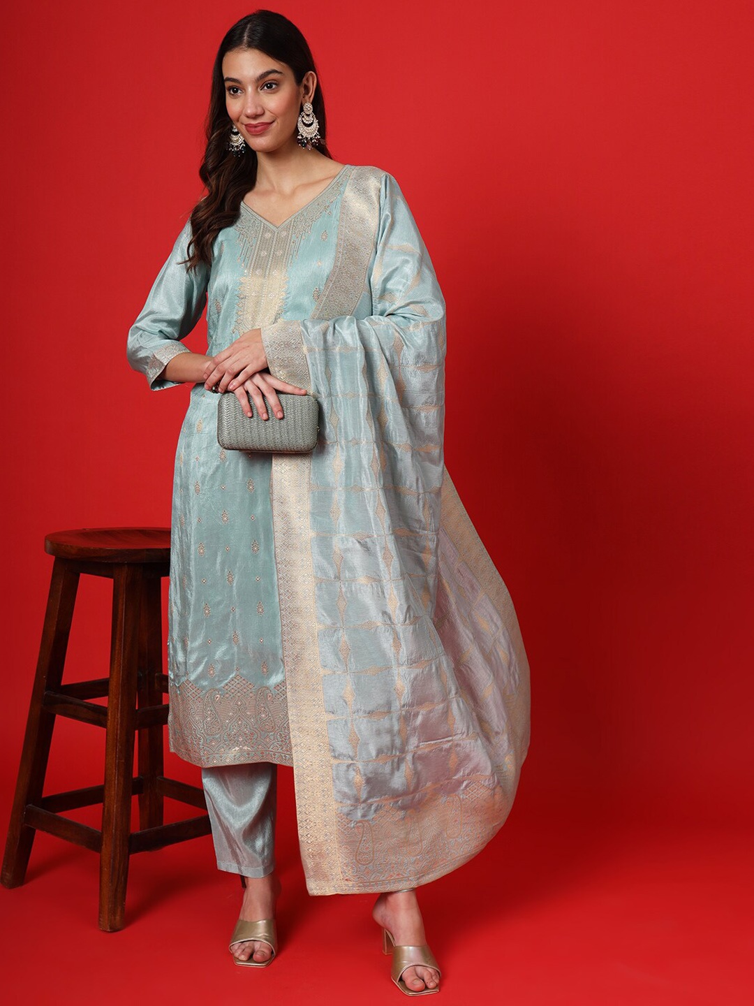 

FABDYOR Women Floral Regular Kurta with Trousers & With Dupatta, Turquoise blue