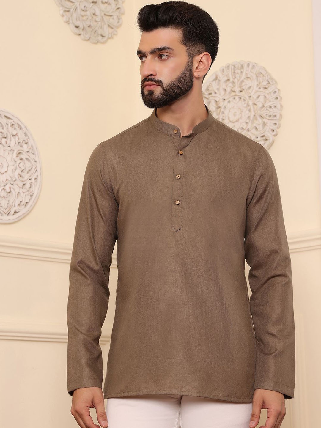 

DEYANN Men Thread Work Kurta, Brown