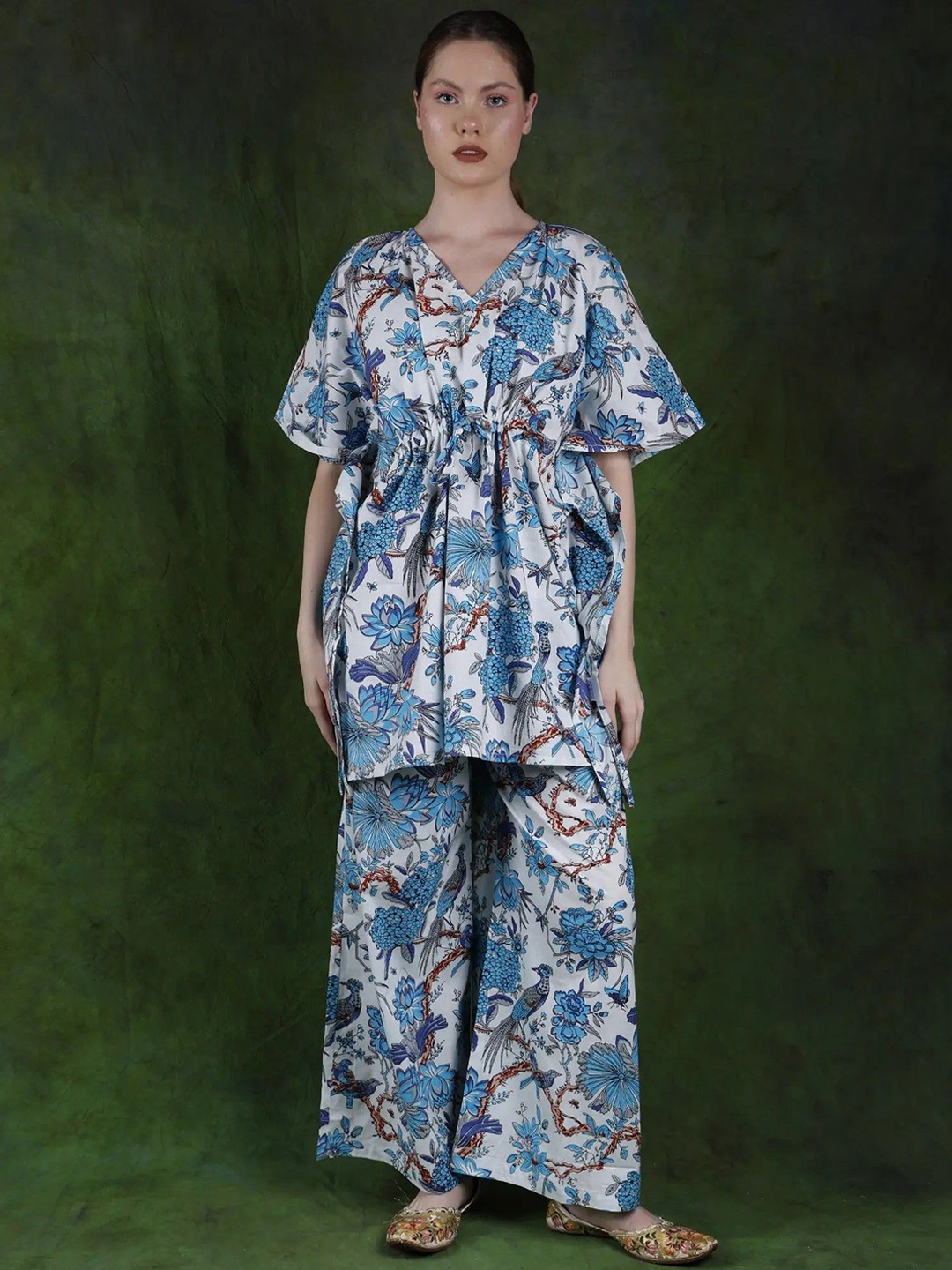 

Exotic India White & Blue Pure Cotton Kaftan Style Co-Ord Set with Printed Birds & Flowers