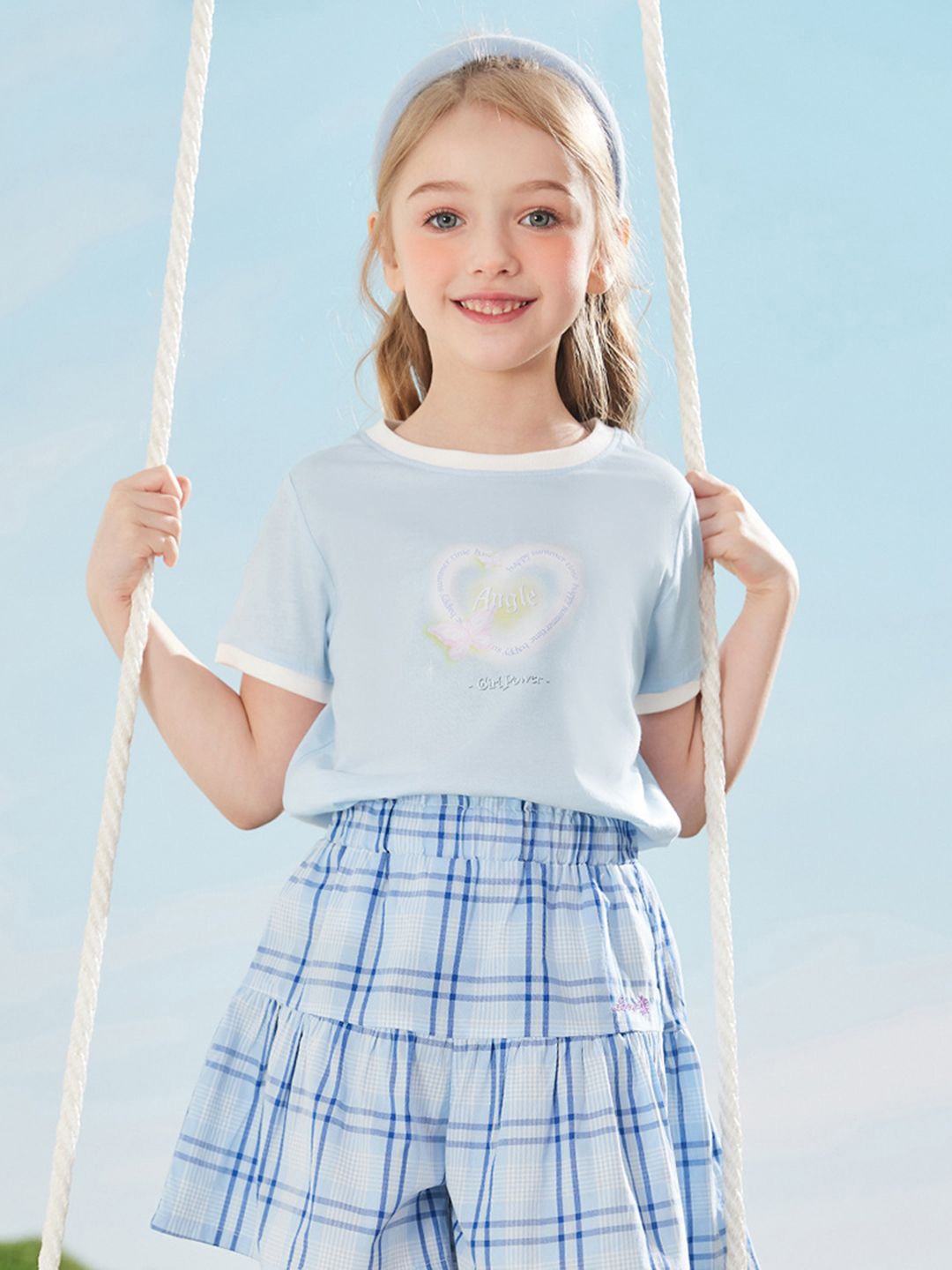 

INCLUD Girls Printed Extended Sleeves Applique T-shirt, Blue