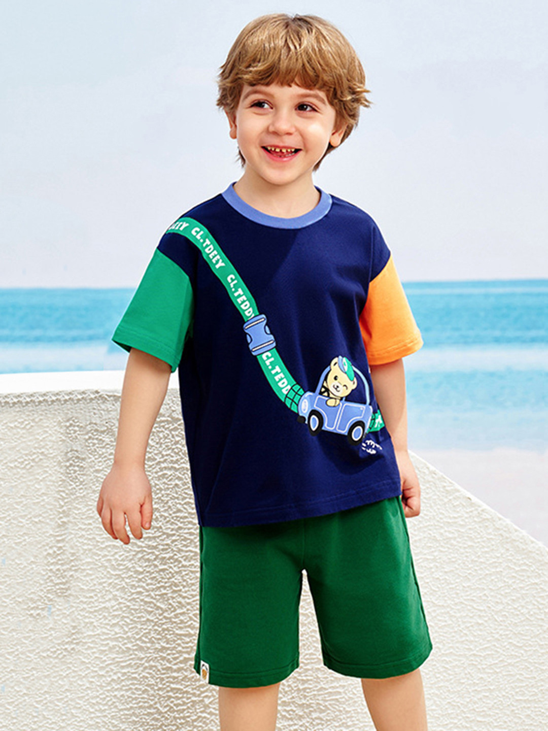 

INCLUD Boys Printed Pockets T-shirt, Navy blue