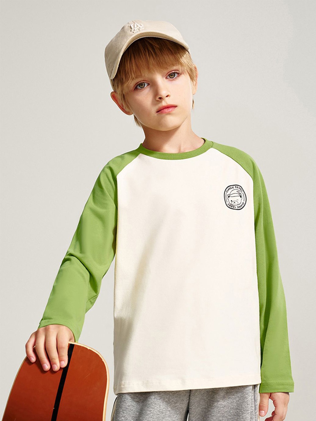 

INCLUD Boy Striped Raglan Sleeves Round Neck T-Shirt, Green