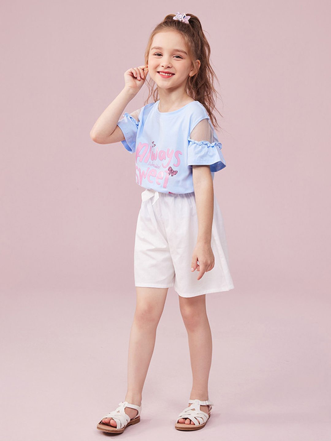 

INCLUD Girls V-Neck Drop-Shoulder Sleeves Applique T-shirt, Blue