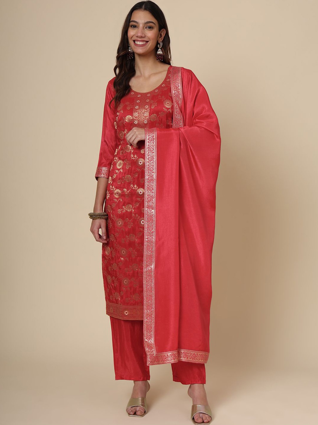 

Suktam Trendz Women Floral Regular Kurta with Trousers & With Dupatta, Red