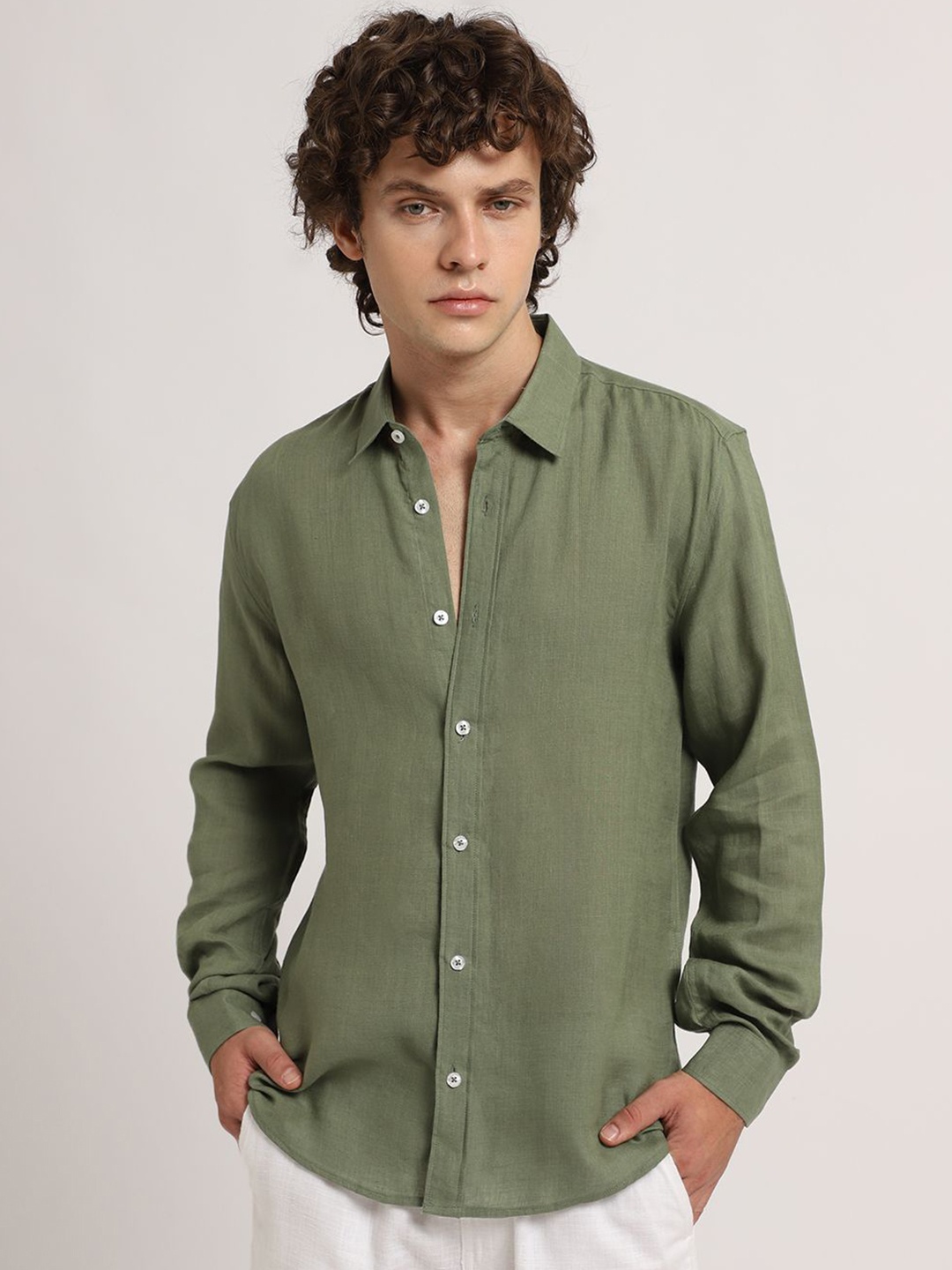 

Banana Club Men Classic Opaque Casual Shirt, Green