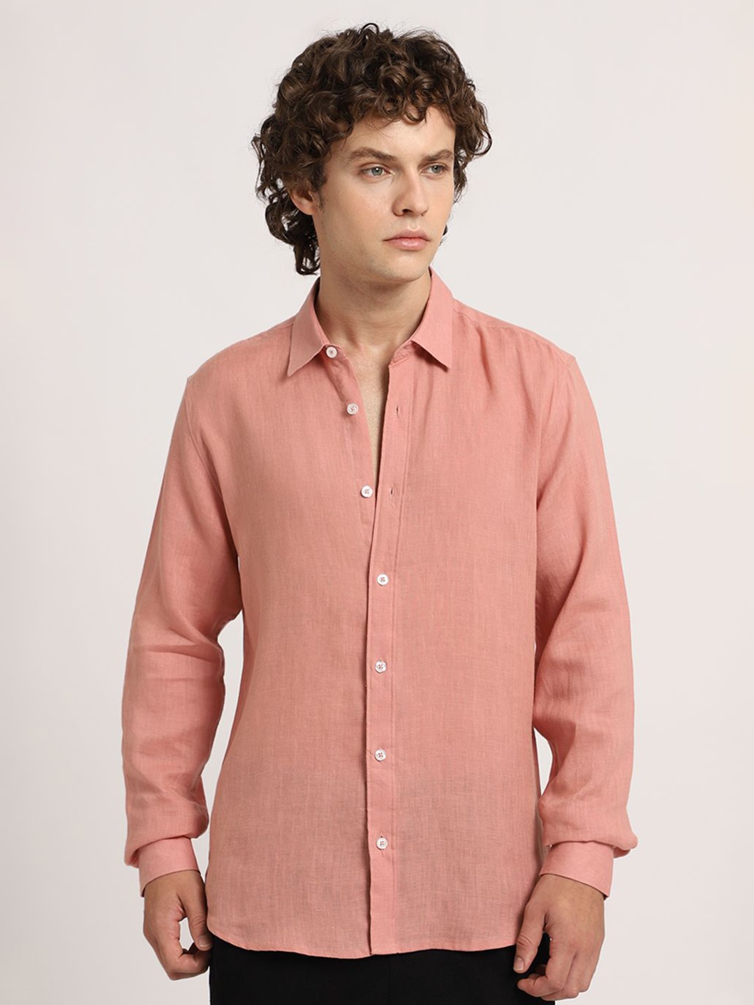 

Banana Club Men Pure Linen Casual Shirt, Peach