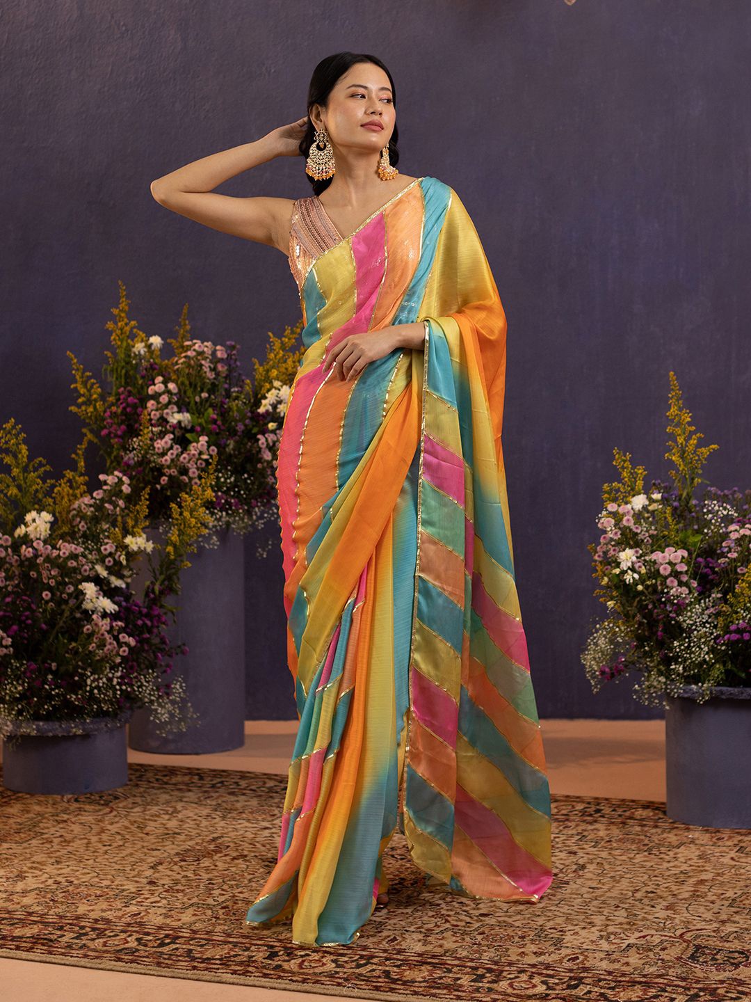 

Gajra Gang Striped Saree, Yellow