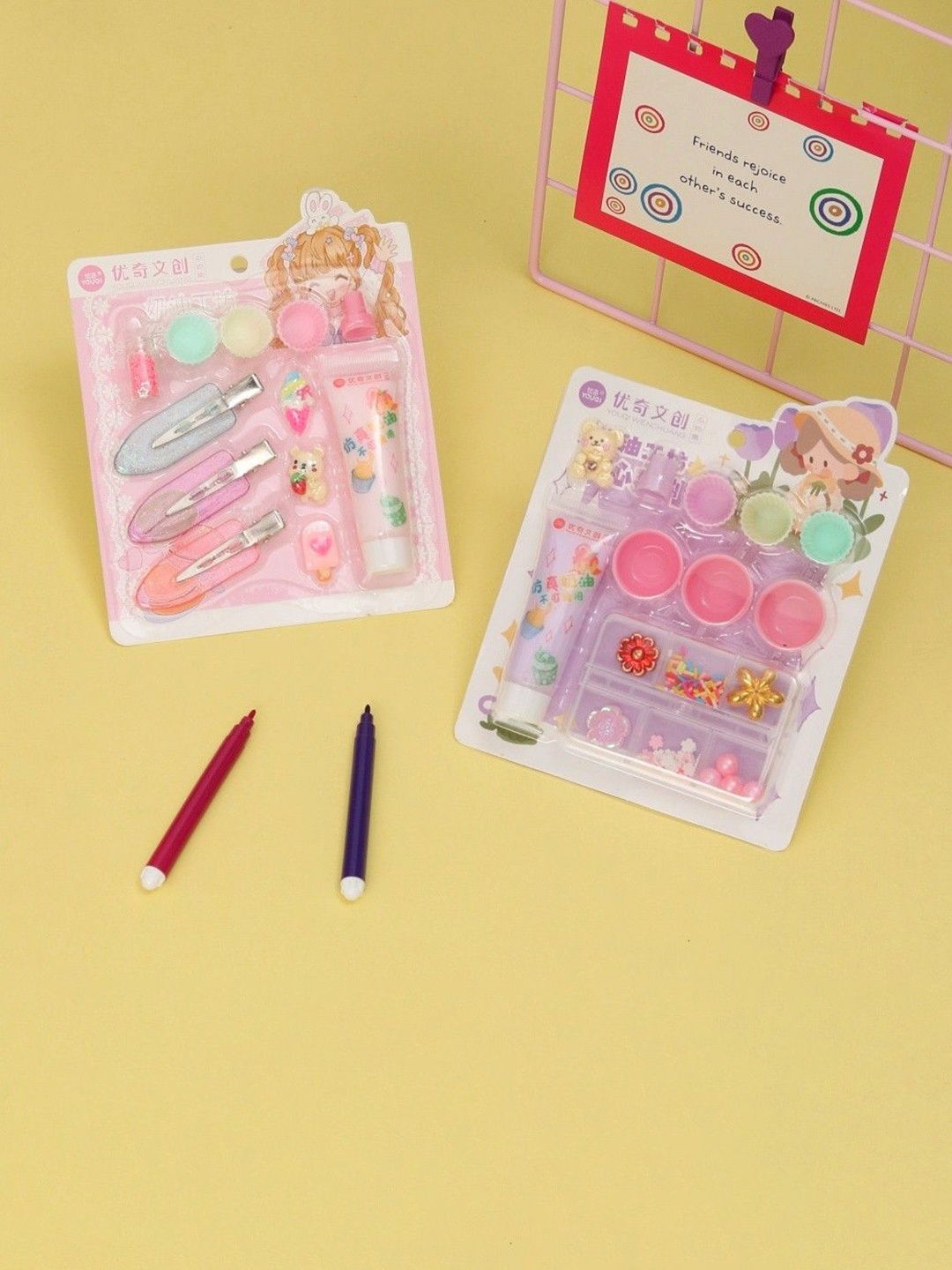 

Yellow Bee Resin Craft Set, Pink