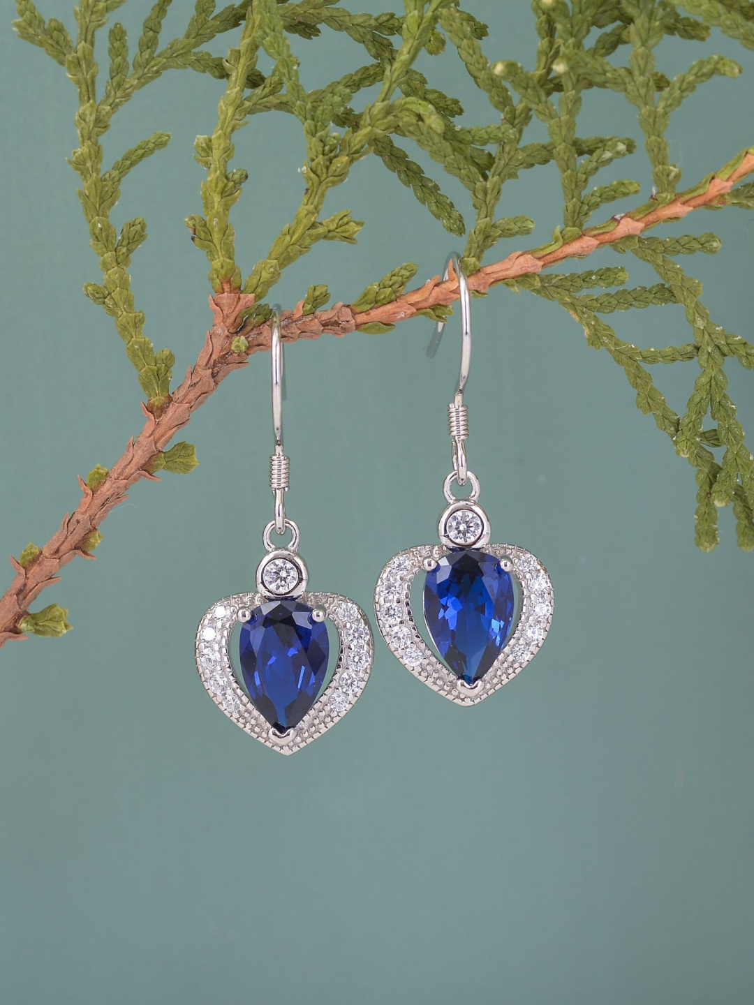 

Ornate Jewels 925 Sterling Silver Blue Sapphire Dangle Earring