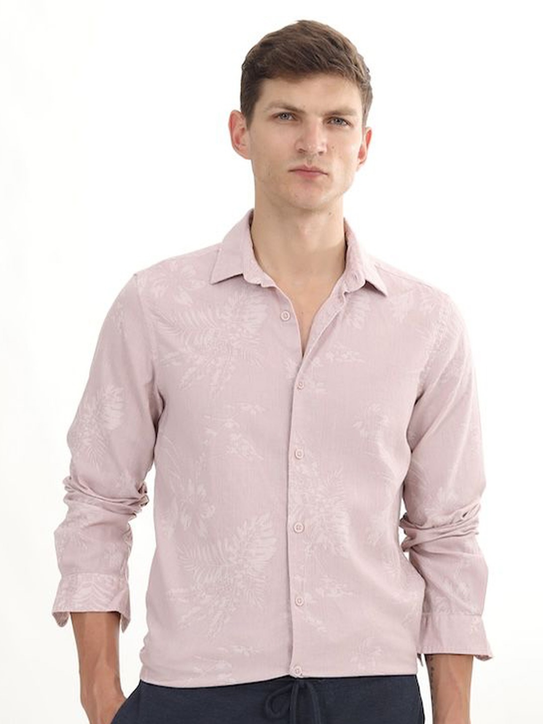 

POE Men Smart Slim Fit Opaque Striped Casual Shirt, Peach