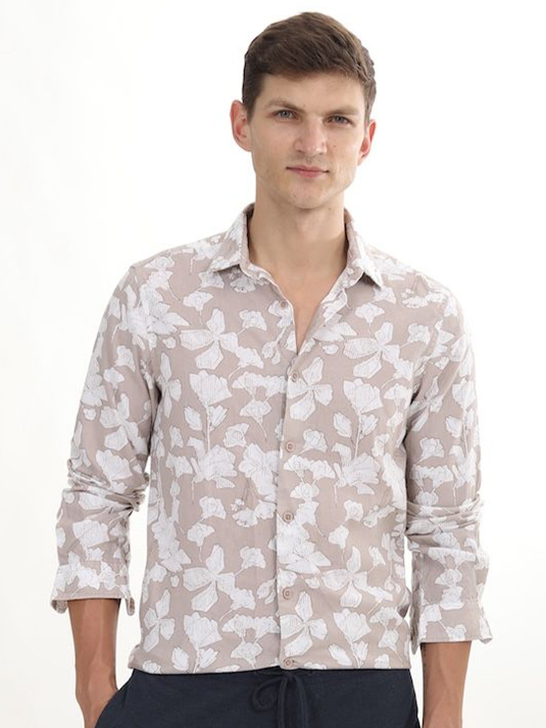 

POE Men Smart Slim Fit Opaque Printed Casual Shirt, Beige