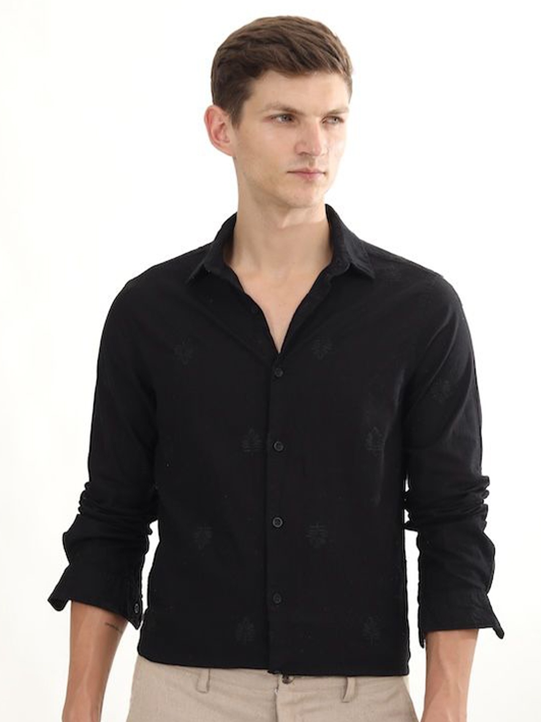 

POE Men Smart Slim Fit Opaque Casual Shirt, Black