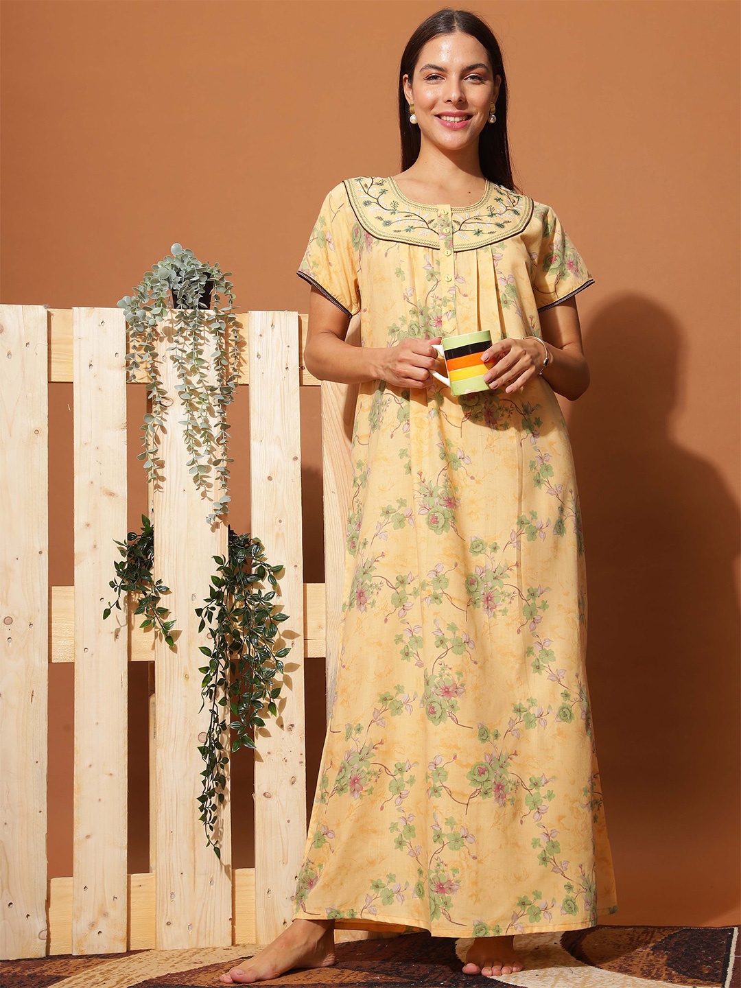 

9shines Label Printed Maxi Nightdress, Yellow