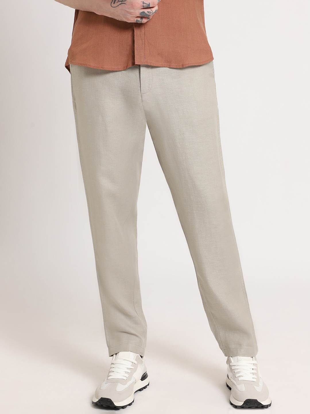 

Banana Club Men Relaxed Trousers, Grey